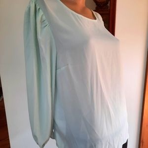 Apt.9. NWT. Large.  Mint blouse. Light And Airy. Fast Ship.